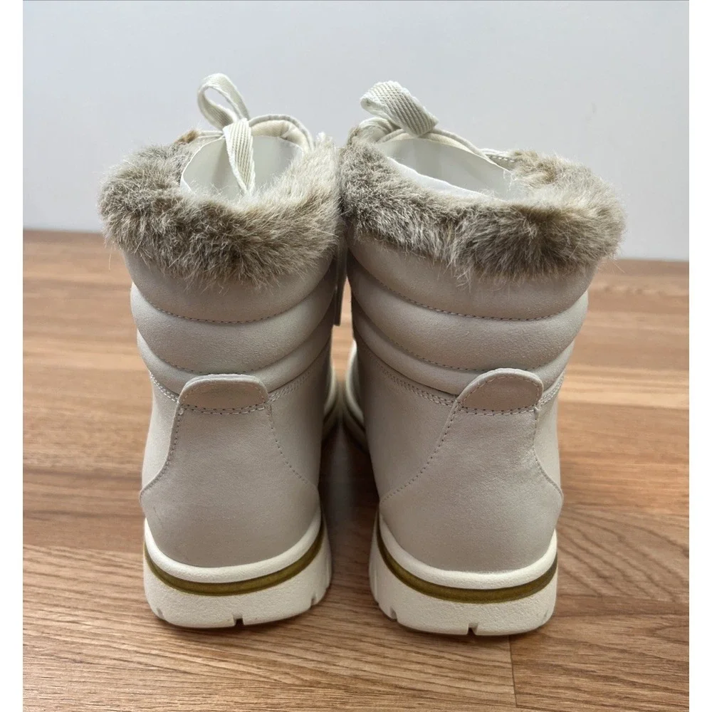 St. John's Bay SJB Hayward White Boots Women's Size 9 NEW‎